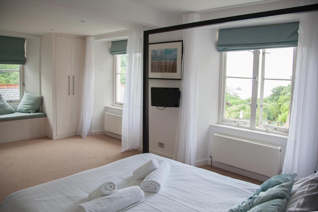 The Lamorna Cove Hotel เพนแซนซ์ ภายนอก รูปภาพ