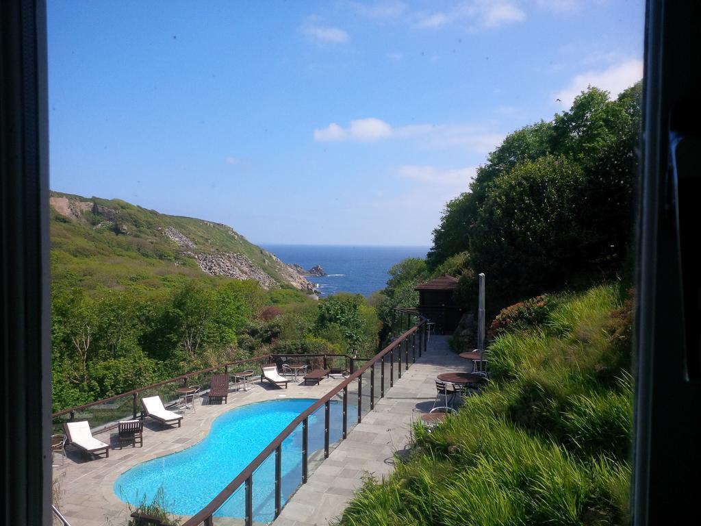 The Lamorna Cove Hotel เพนแซนซ์ ภายนอก รูปภาพ